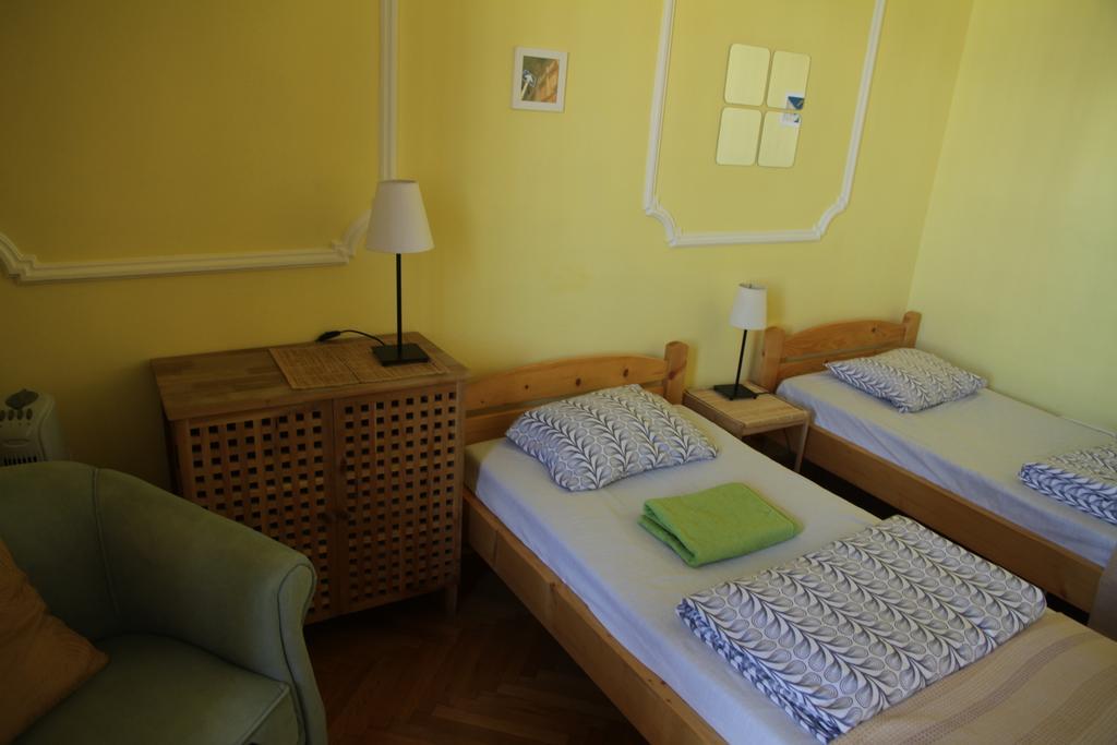 Hostel Downtown Oasis Budapeszt Zewnętrze zdjęcie