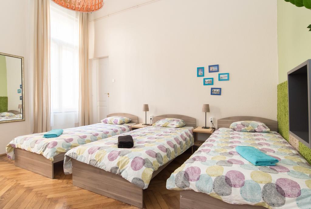 Hostel Downtown Oasis Budapeszt Zewnętrze zdjęcie