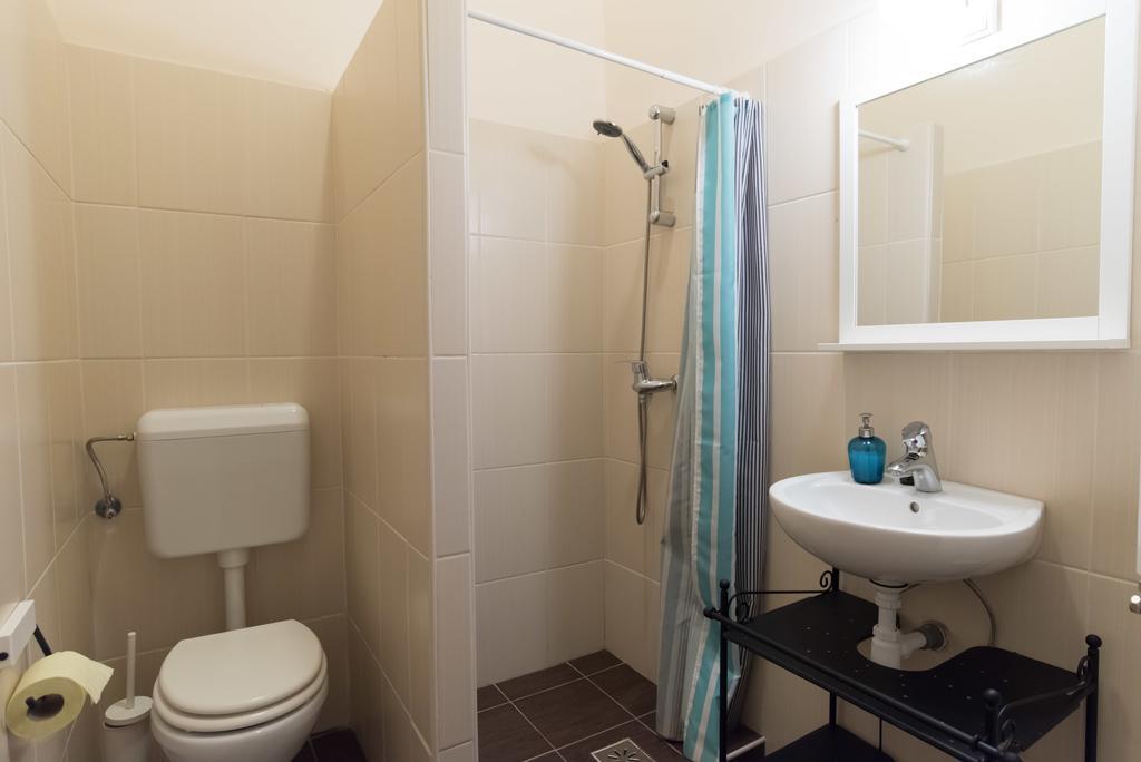 Hostel Downtown Oasis Budapeszt Zewnętrze zdjęcie